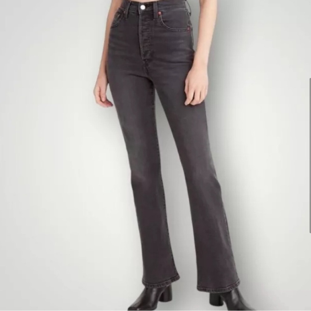 Levi's Ribcage Bootcut in Black Lake Super High Rise Boot Jeans 30x 32 $108